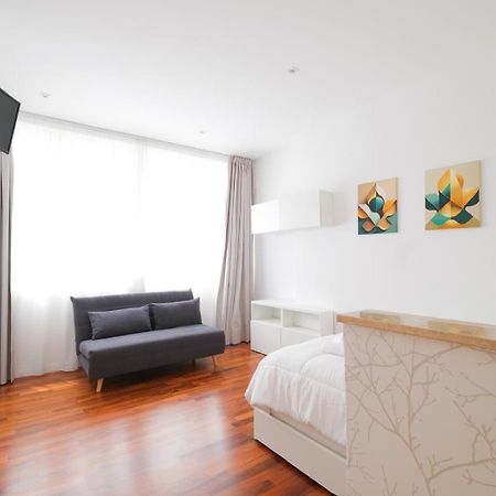 The Apulian Loft II Bari - Via Celentano Διαμέρισμα Εξωτερικό φωτογραφία